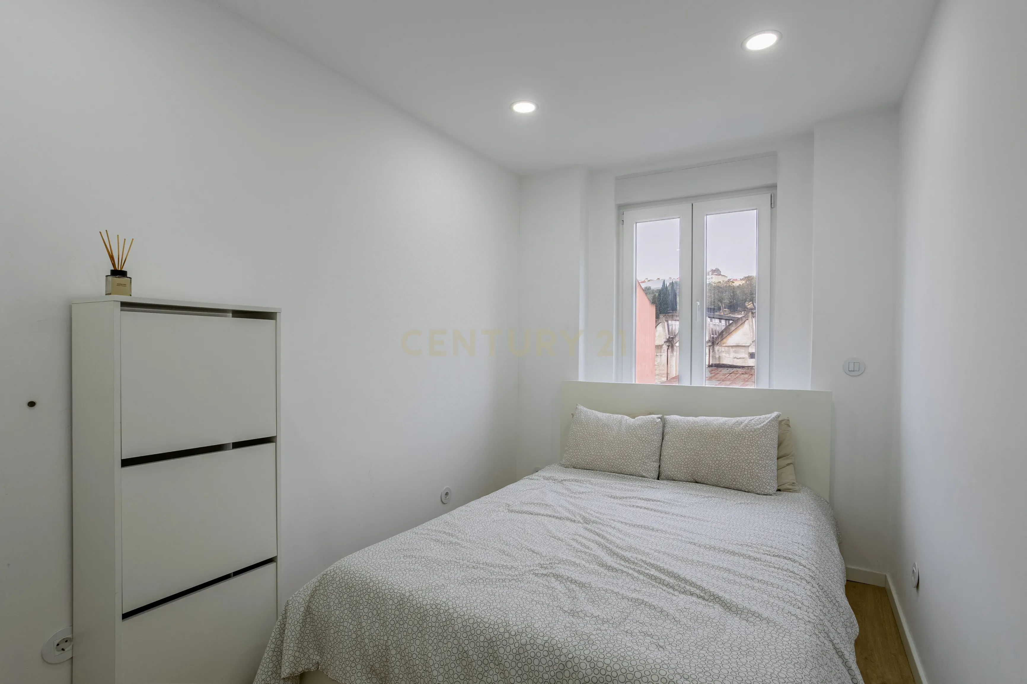 Duplex T1+2 no Beato, em Lisboa - Image 9
