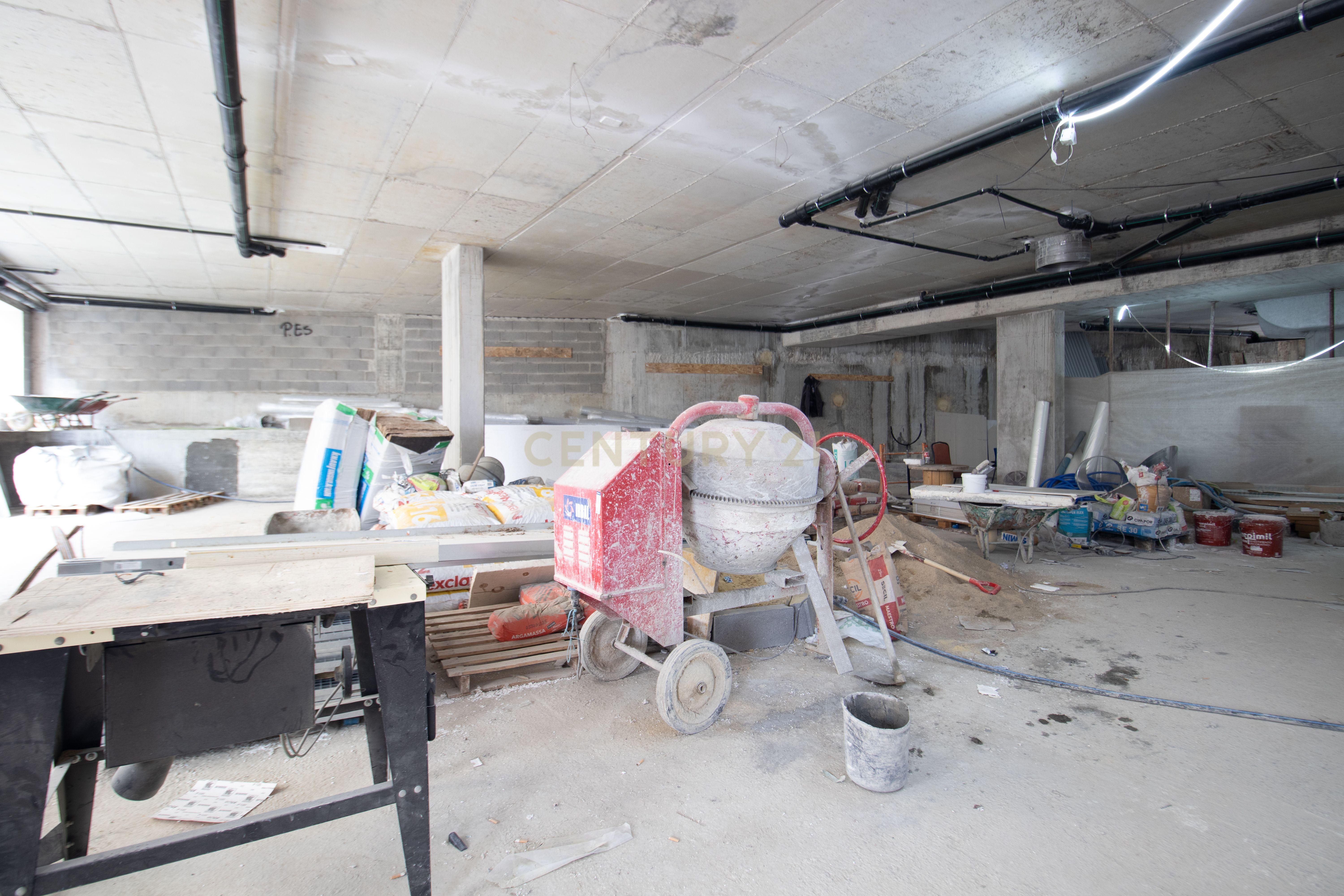 Fotografia 6 de Loja nova em Sacavém | 398 m² | Planta livre