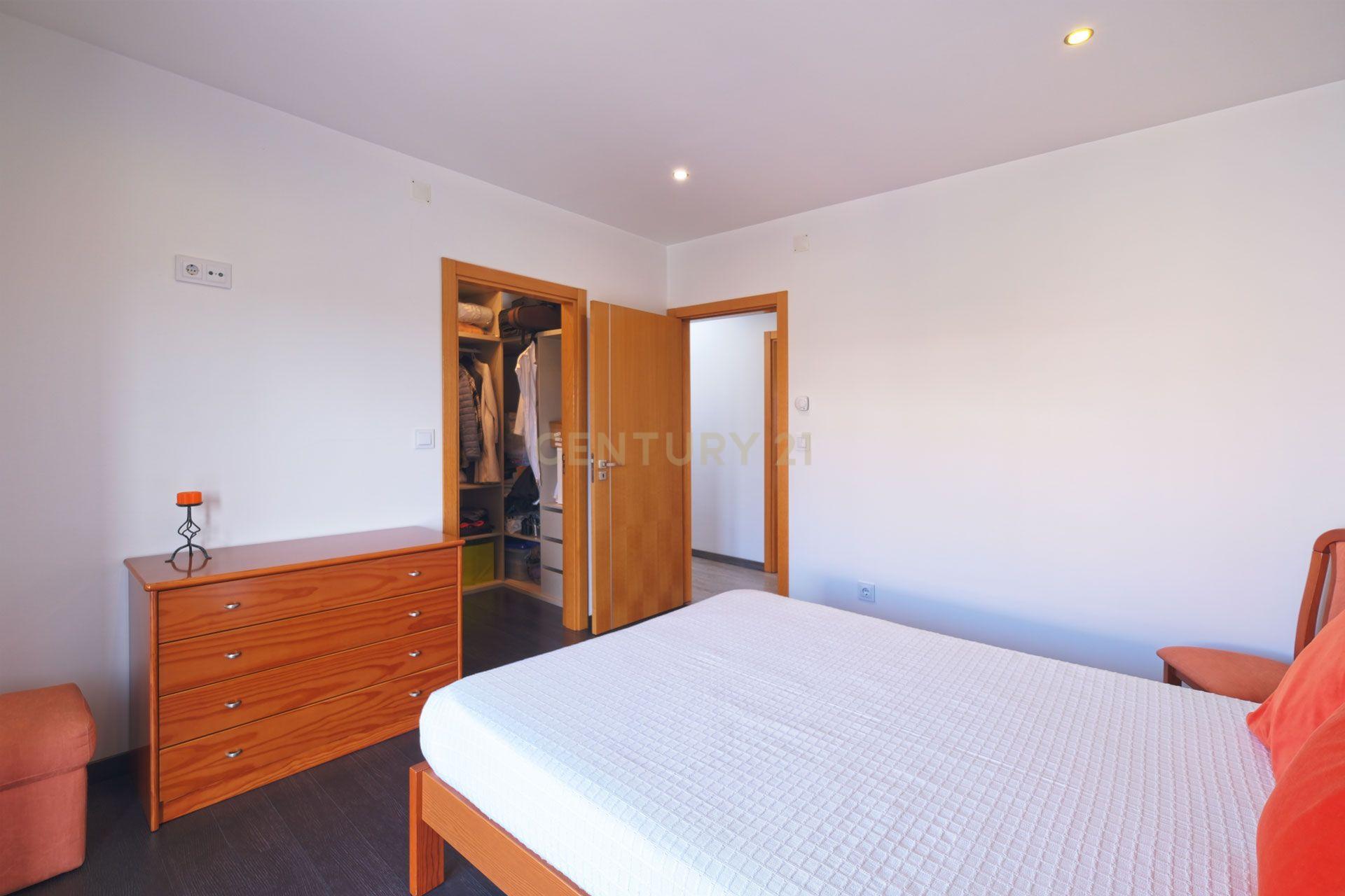 Moradia T4 de Luxo no Casal da Murta – Eficiência, Conforto e Sustentabilidade! - Image 26