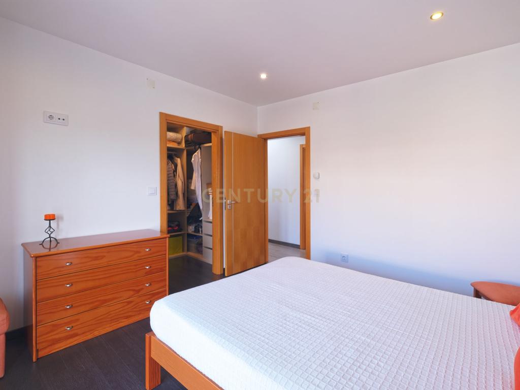 Moradia T4 de Luxo no Casal da Murta – Eficiência, Conforto e Sustentabilidade! - Image 26