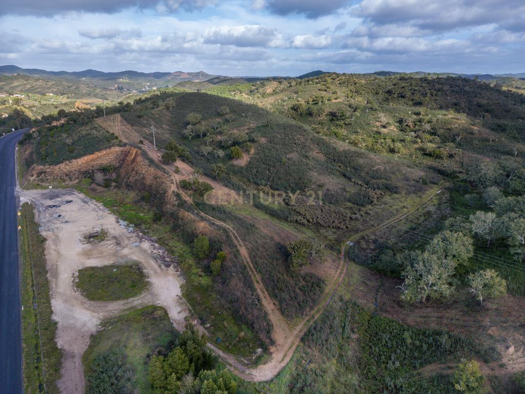 Terreno sito em S. Marcos da Serra, junto à IC1 e à A2 Lisboa/Algarve - Image 12