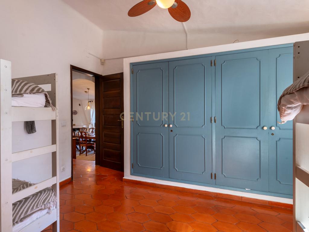Moradia T4 inserida num lote de 4.180m², Algarve (Alvor) - Image 20