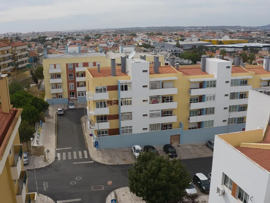Apartamento T3 com garagem em box e Wallbox | São Domingos de Rana, Cascais - Image 33