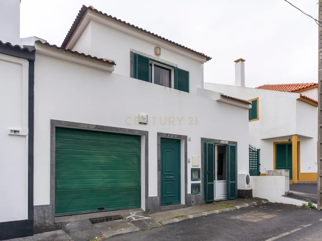 Excelente Moradia T3 com Garagem – Espaço, Luz e Acabamentos de Qualidade - Image 2
