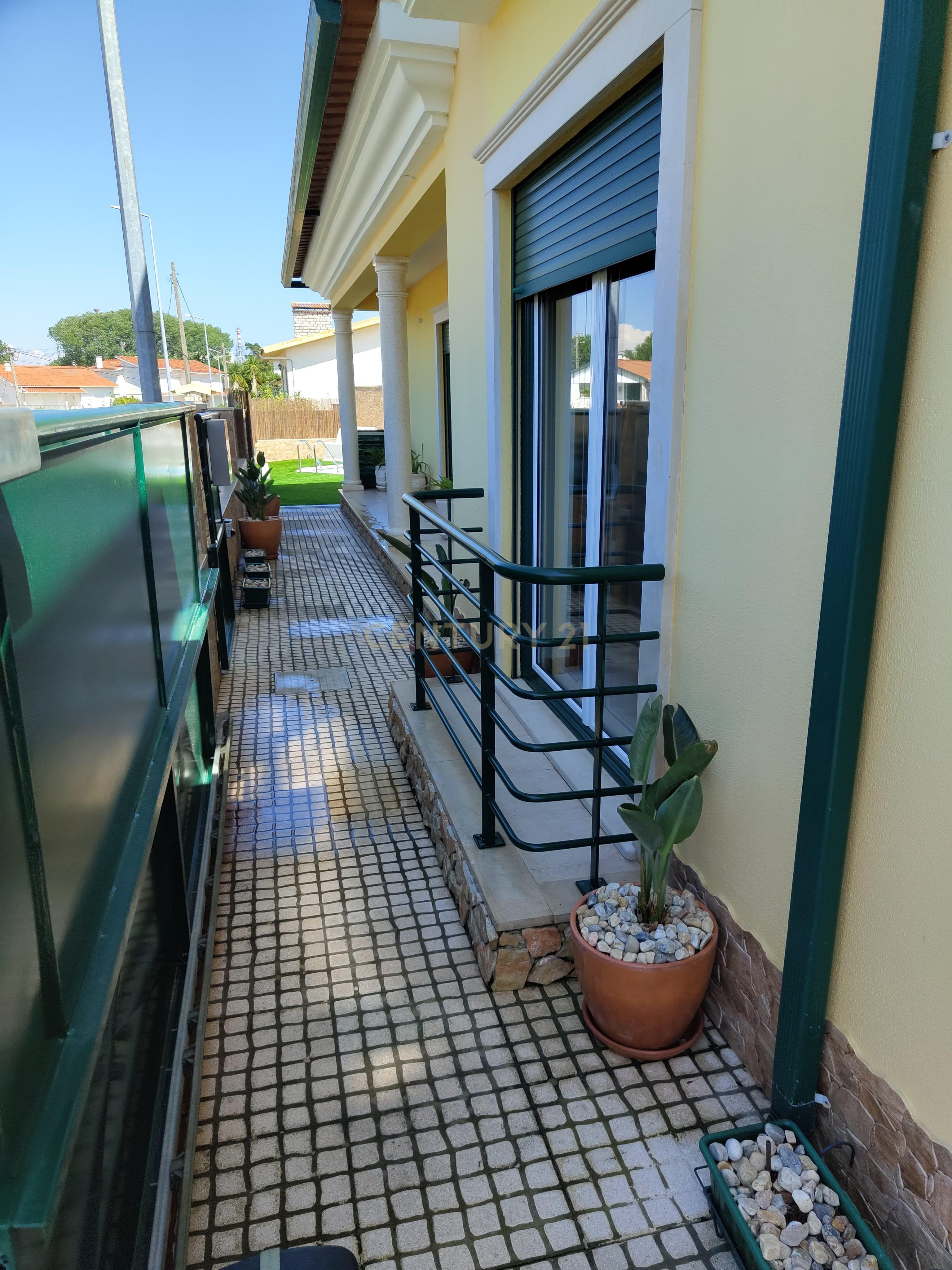 Moradia T4 com piscina em Gaeiras, Marinha Grande. - Image 42
