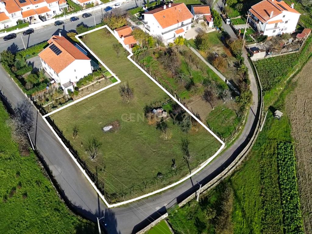 Terreno Urbano na Covilhã - Image 1
