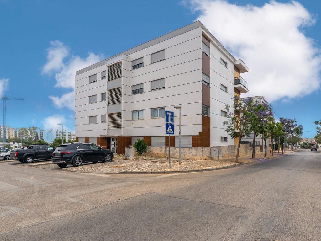 Apartamento T3 com Garagem em Portimão 🏡  - Image 24