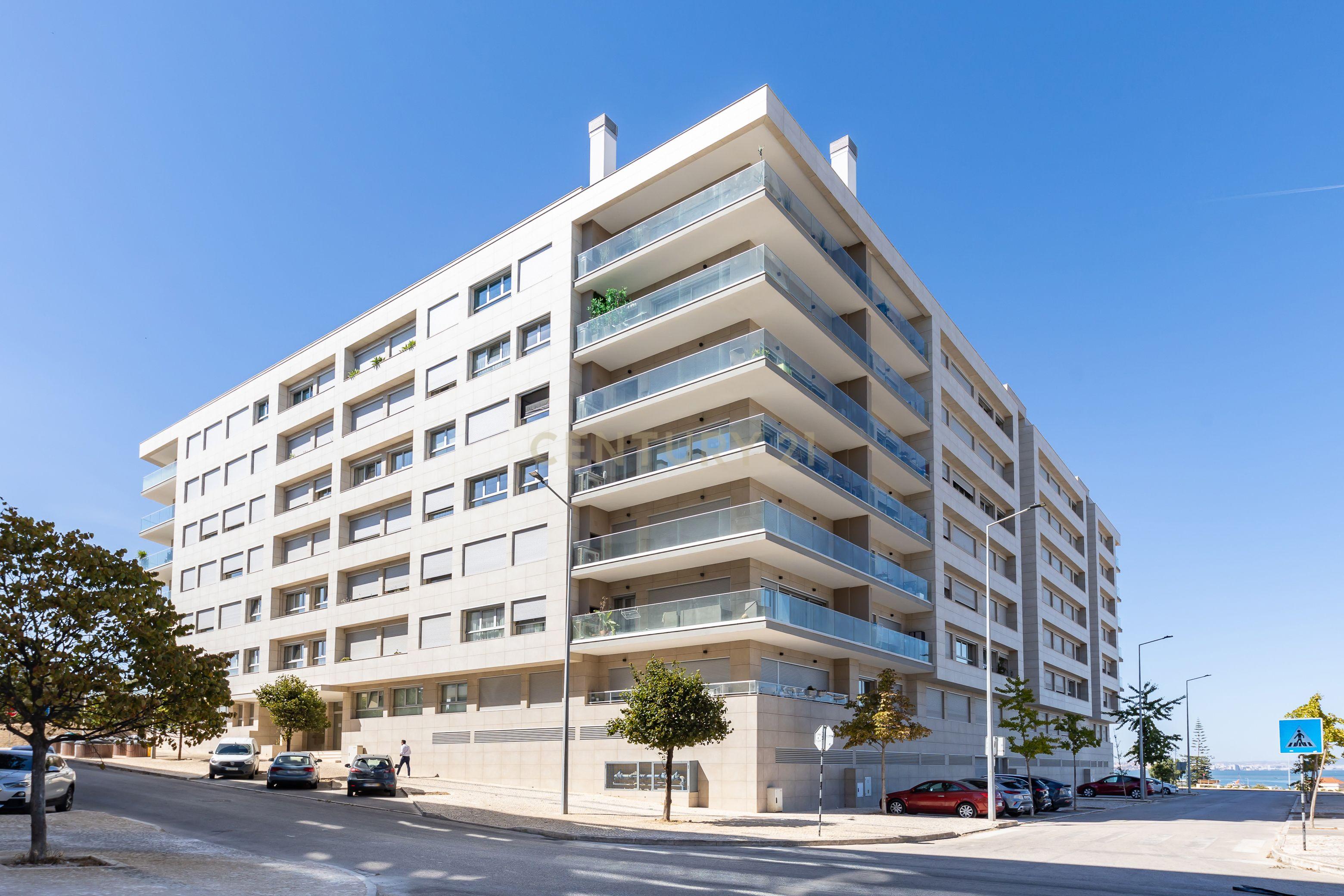 Apartamento T3 em Condomínio de Luxo - One River, Seixal - Image 62
