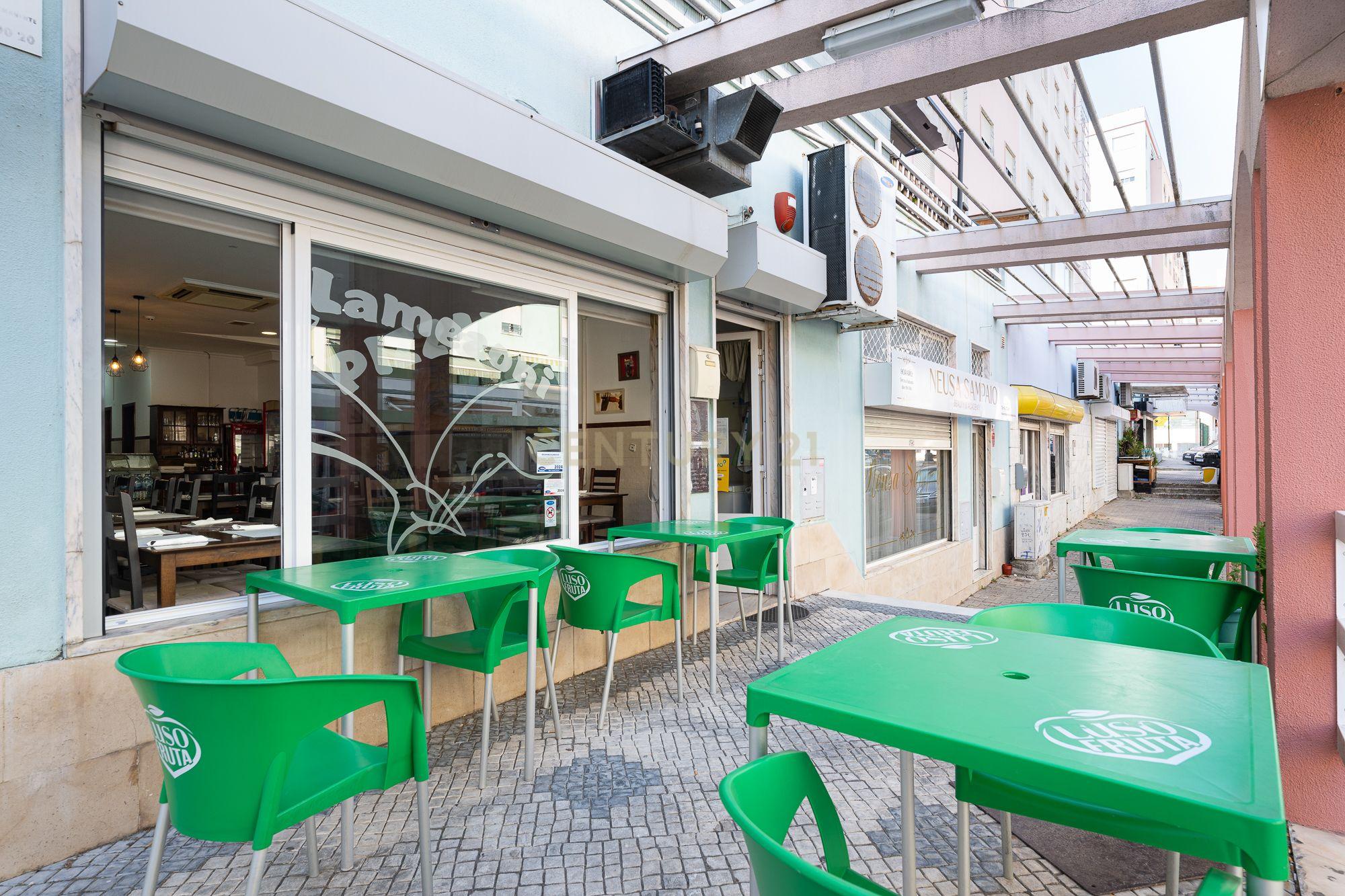 Pizzaria pleno funcionamento Santa Marta do Pinhal - Image 17