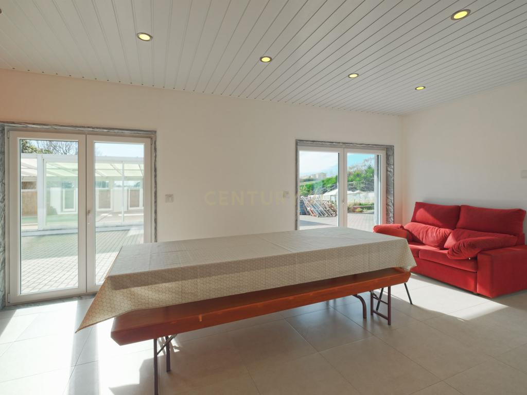 Moradia T4 de Luxo no Casal da Murta – Eficiência, Conforto e Sustentabilidade! - Image 37