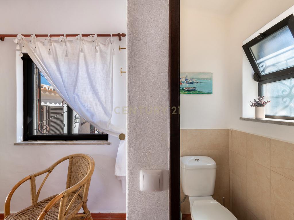 Moradia T4 inserida num lote de 4.180m², Algarve (Alvor) - Image 34