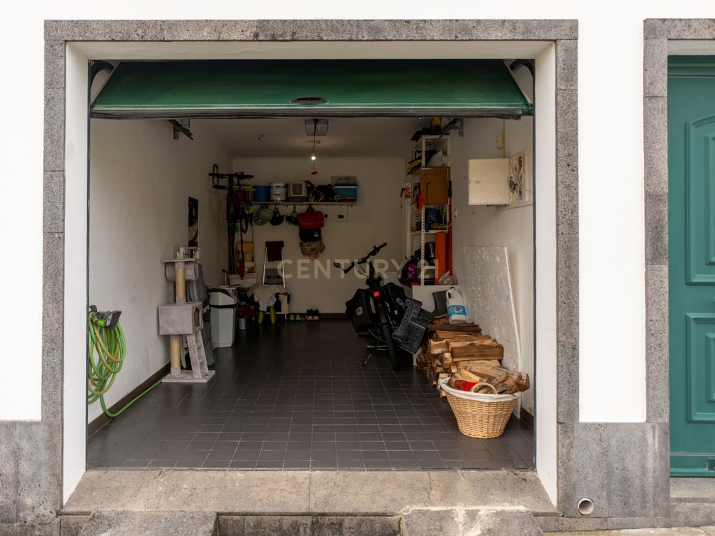Excelente Moradia T3 com Garagem – Espaço, Luz e Acabamentos de Qualidade - Image 3