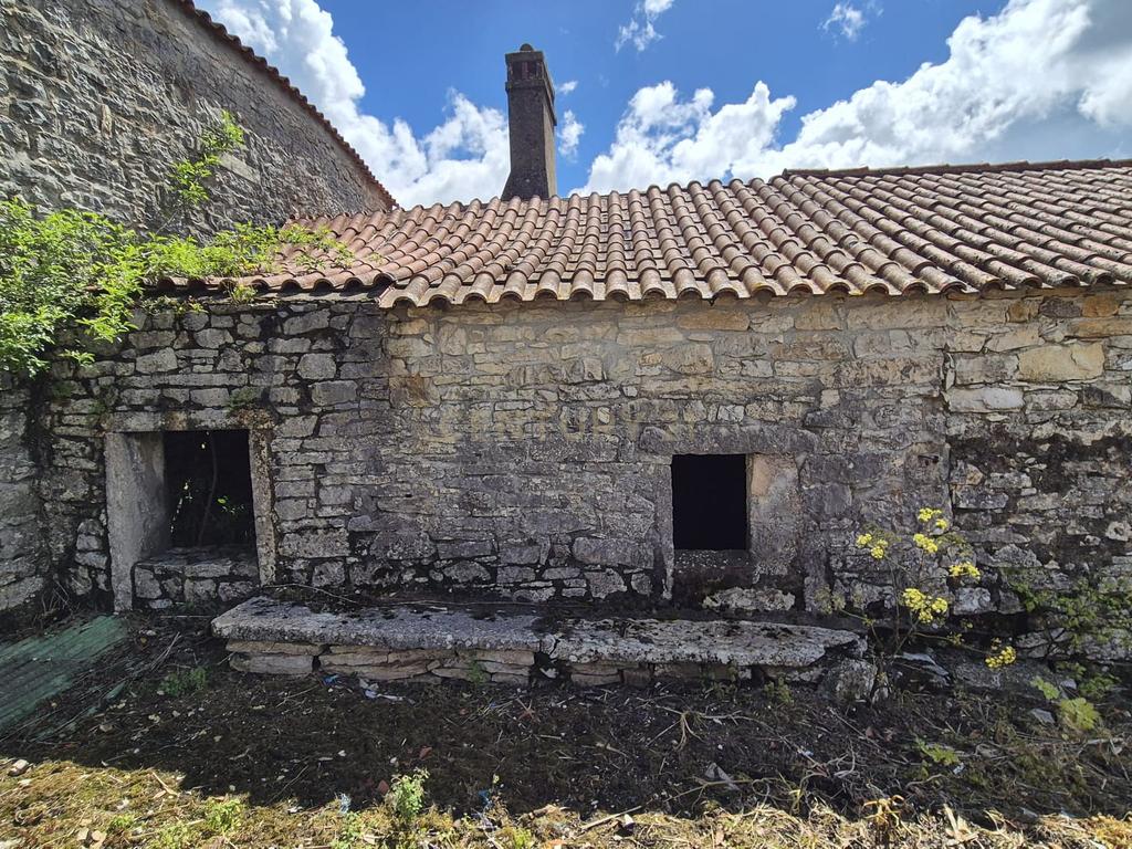 Oportunidade Única - Refúgio com vista para a Serra de Sicó, em Cotas, Pombalinho.  - Image 4