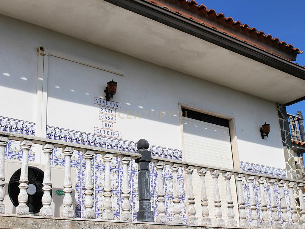 Moradia T6 isolada, terreno de 825m² e vista montanha – Pedrógão Grande - Image 2