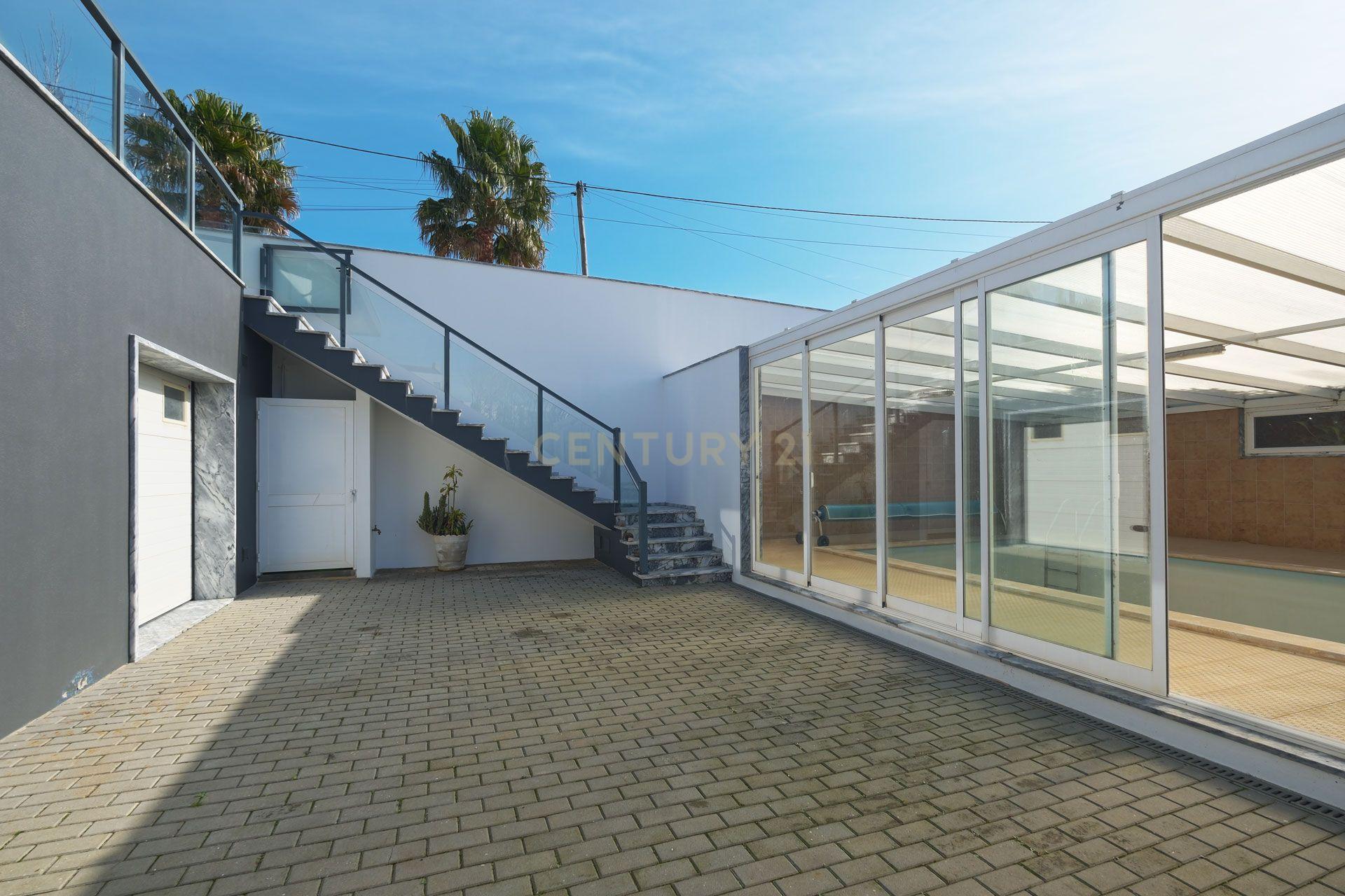 Moradia T4 de Luxo no Casal da Murta – Eficiência, Conforto e Sustentabilidade! - Image 14