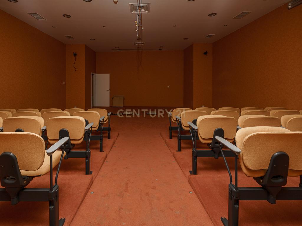 Palacete Chatillon – Um Ícone no Coração de Setúbal - Image 14