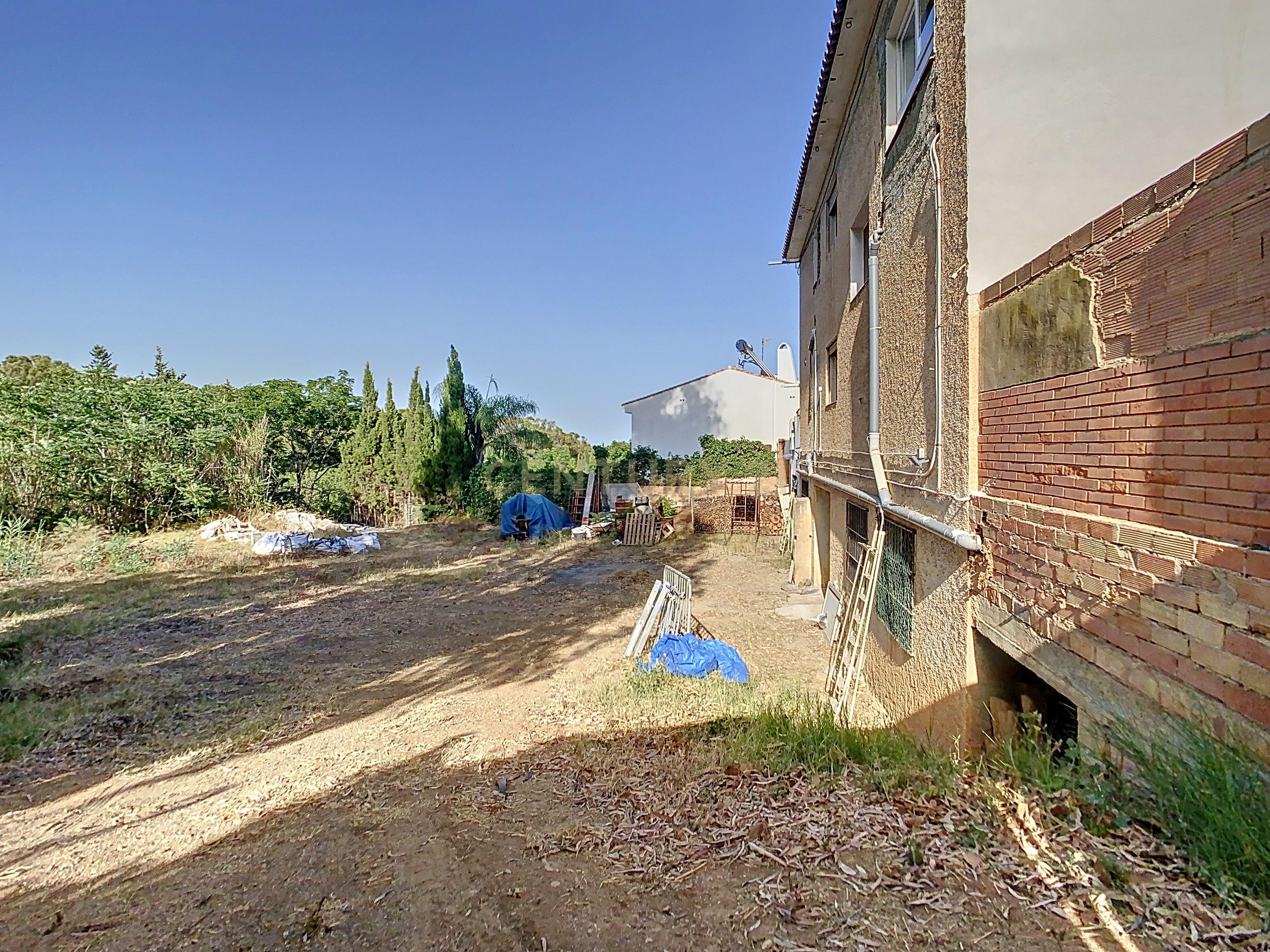 Terreno urbano consolidado para venda em Churriana - Málaga - Image 4