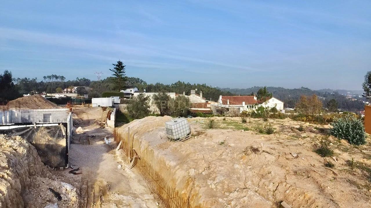 Terreno em Mata dos Milagres || Leiria - Image 12
