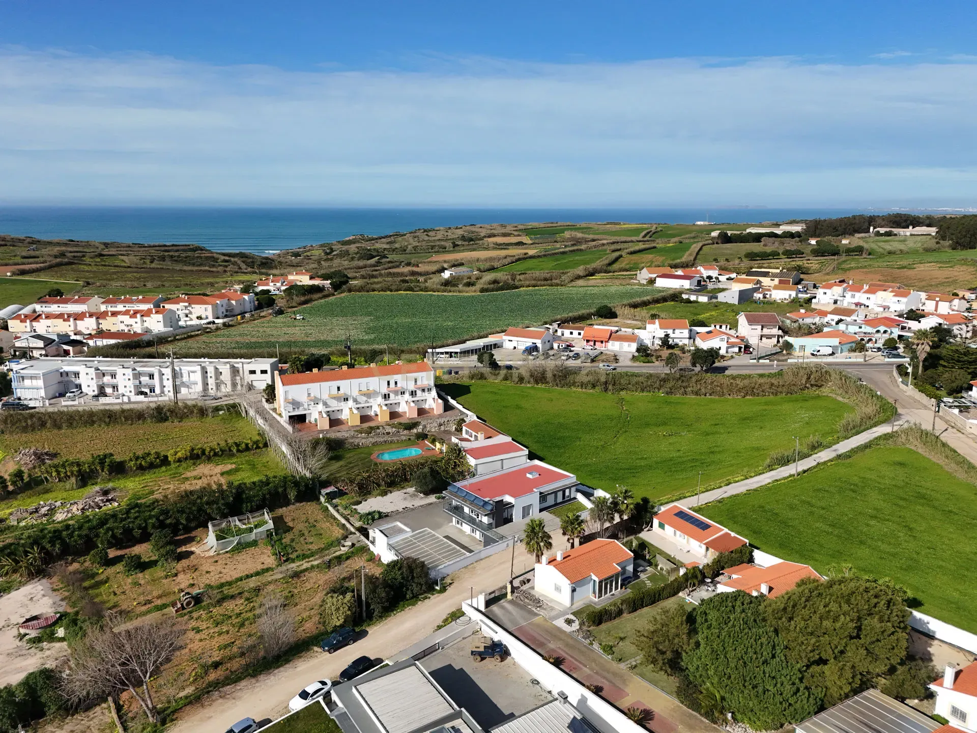 Moradia T4 de Luxo no Casal da Murta – Eficiência, Conforto e Sustentabilidade! - Image 11