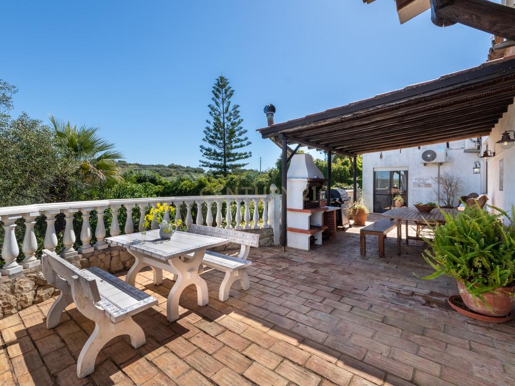 Moradia T4 inserida num lote de 4.180m², Algarve (Alvor) - Image 43