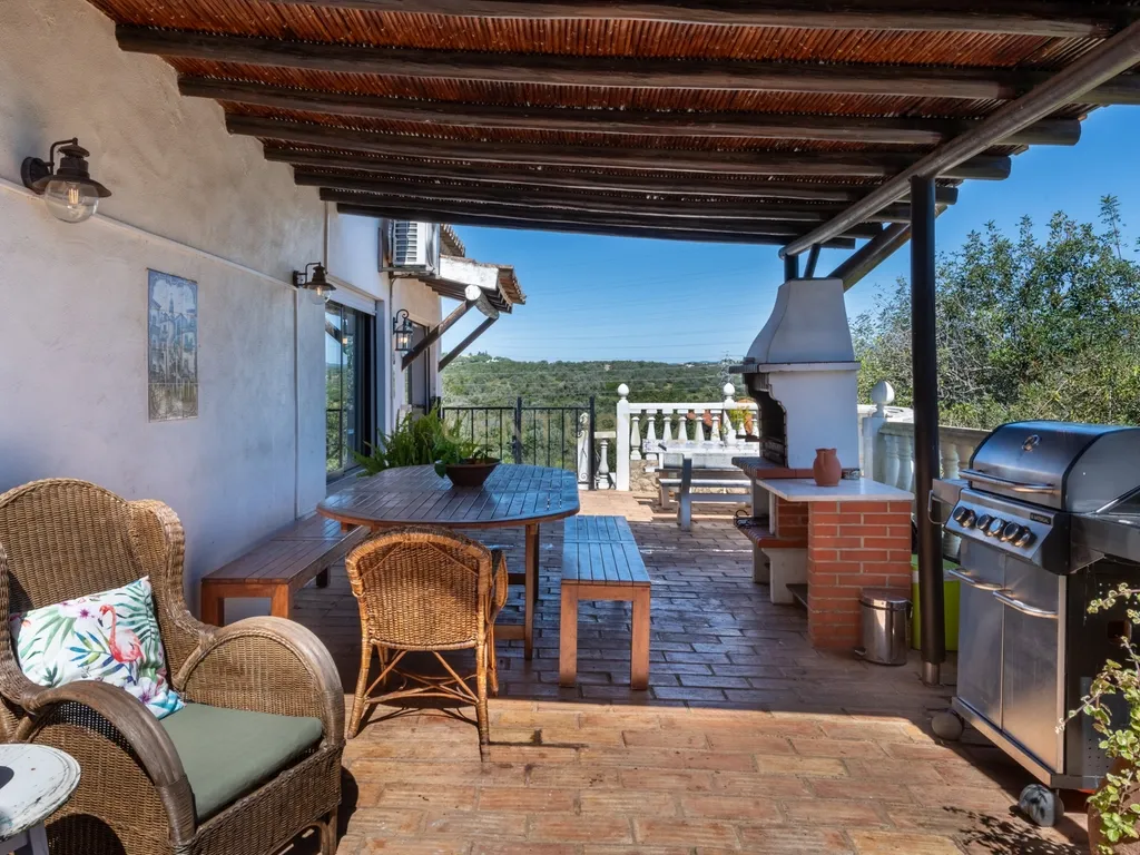 Moradia T4 inserida num lote de 4.180m², Algarve (Alvor) - Image 44