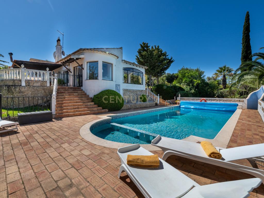 Moradia T4 inserida num lote de 4.180m², Algarve (Alvor) - Image 47
