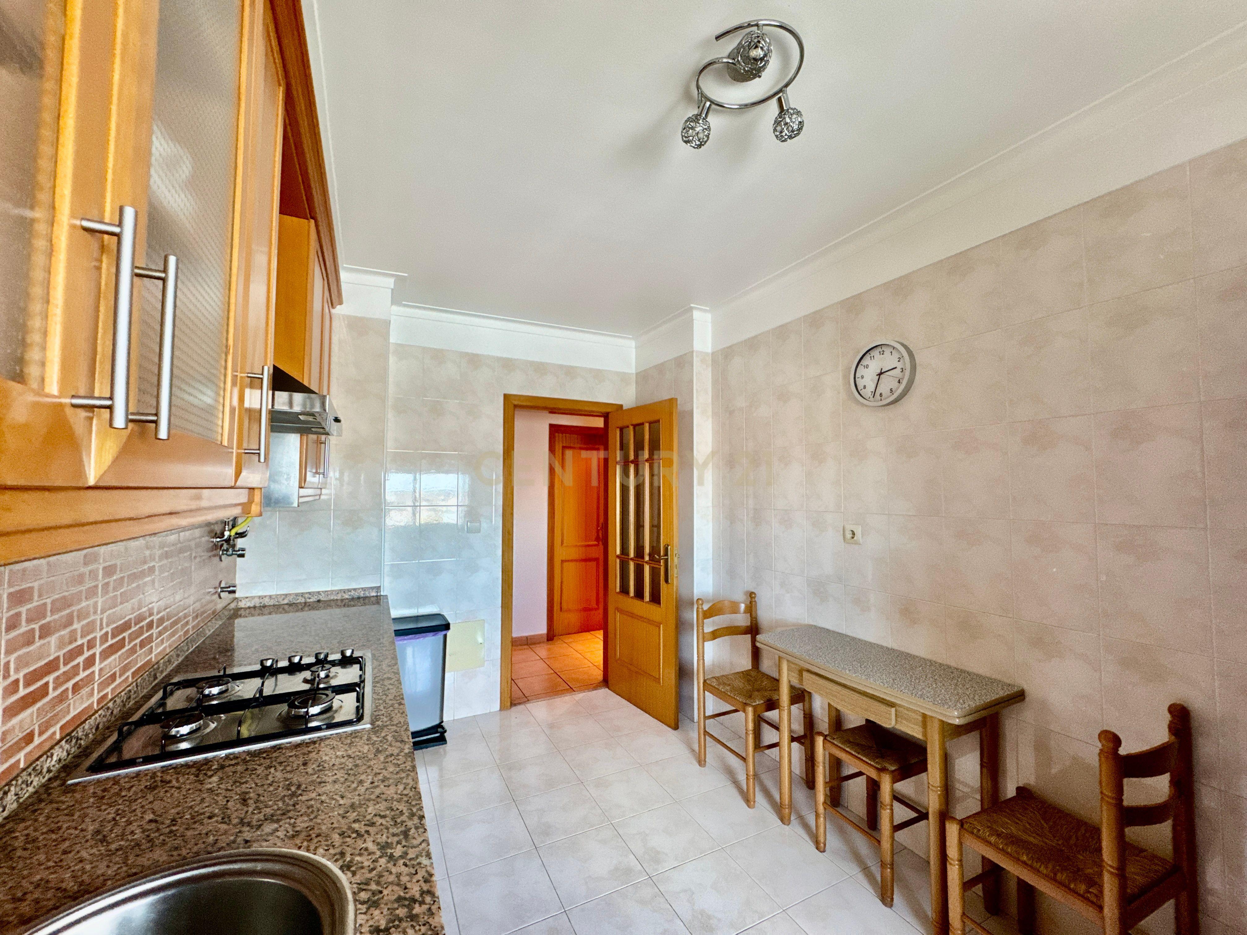 ** RESERVADO**Moderno T3 em Portimão , Próximo de todos os serviços - Image 13