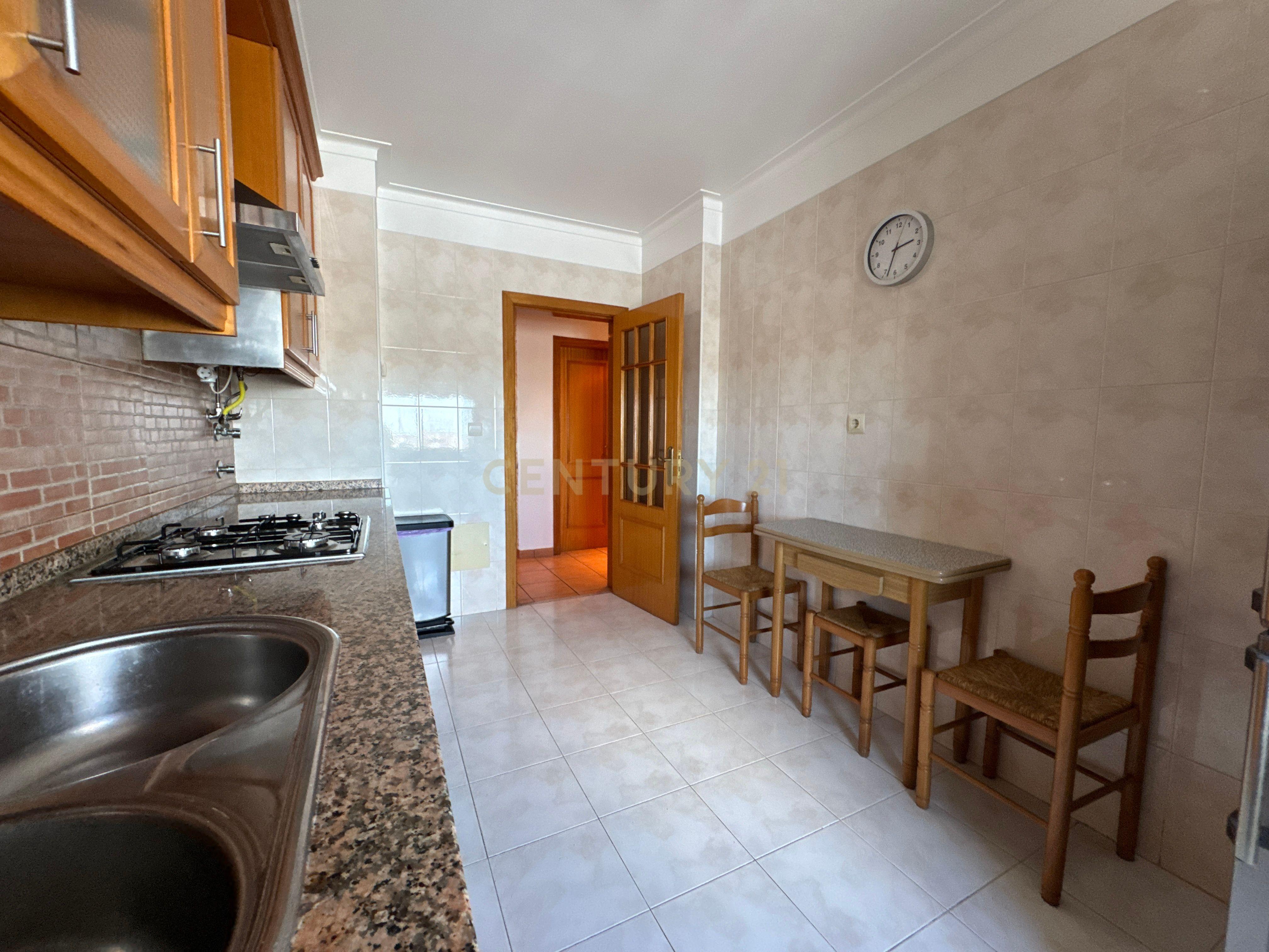 ** RESERVADO**Moderno T3 em Portimão , Próximo de todos os serviços - Image 16