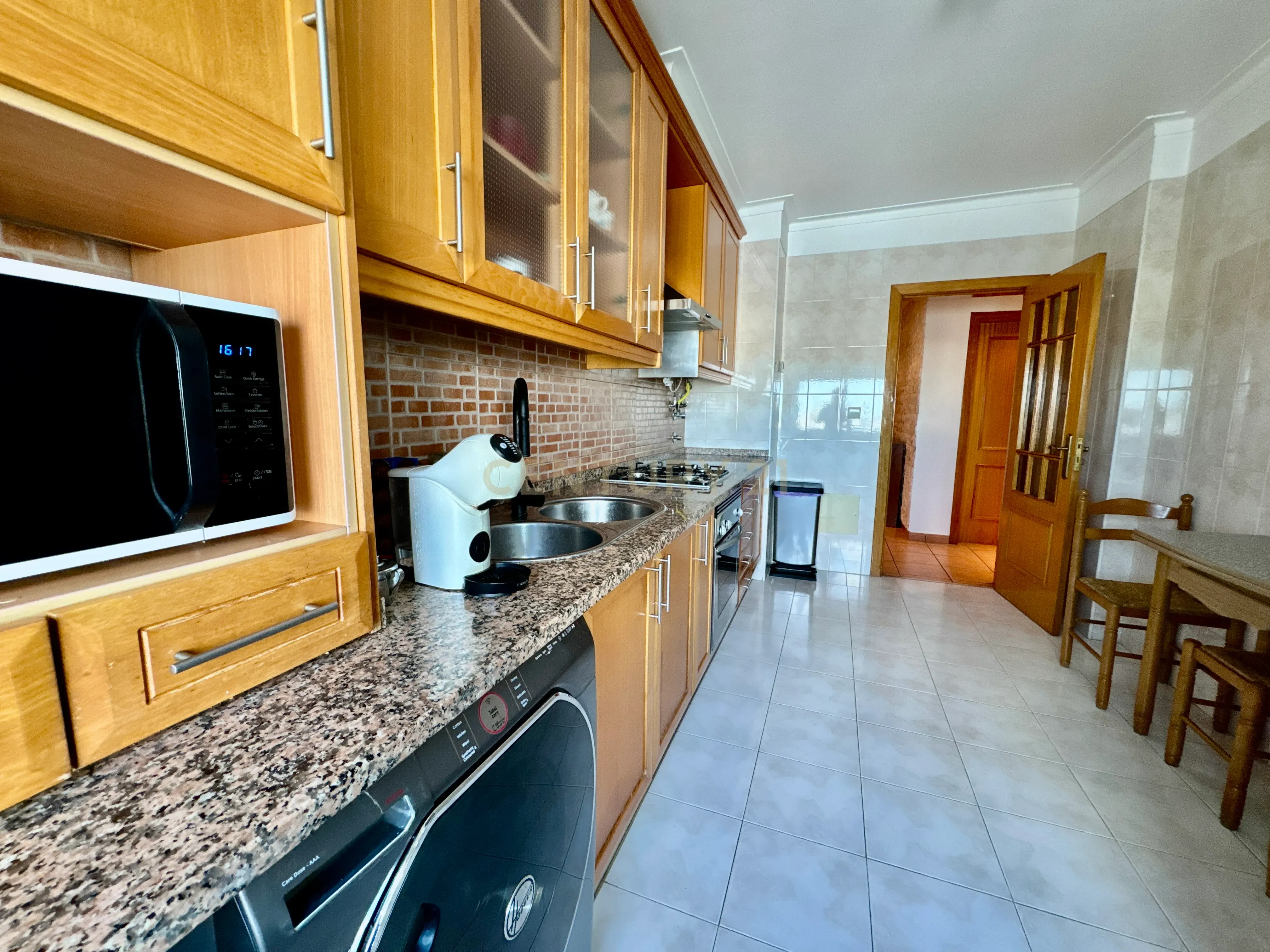 ** RESERVADO**Moderno T3 em Portimão , Próximo de todos os serviços - Image 15
