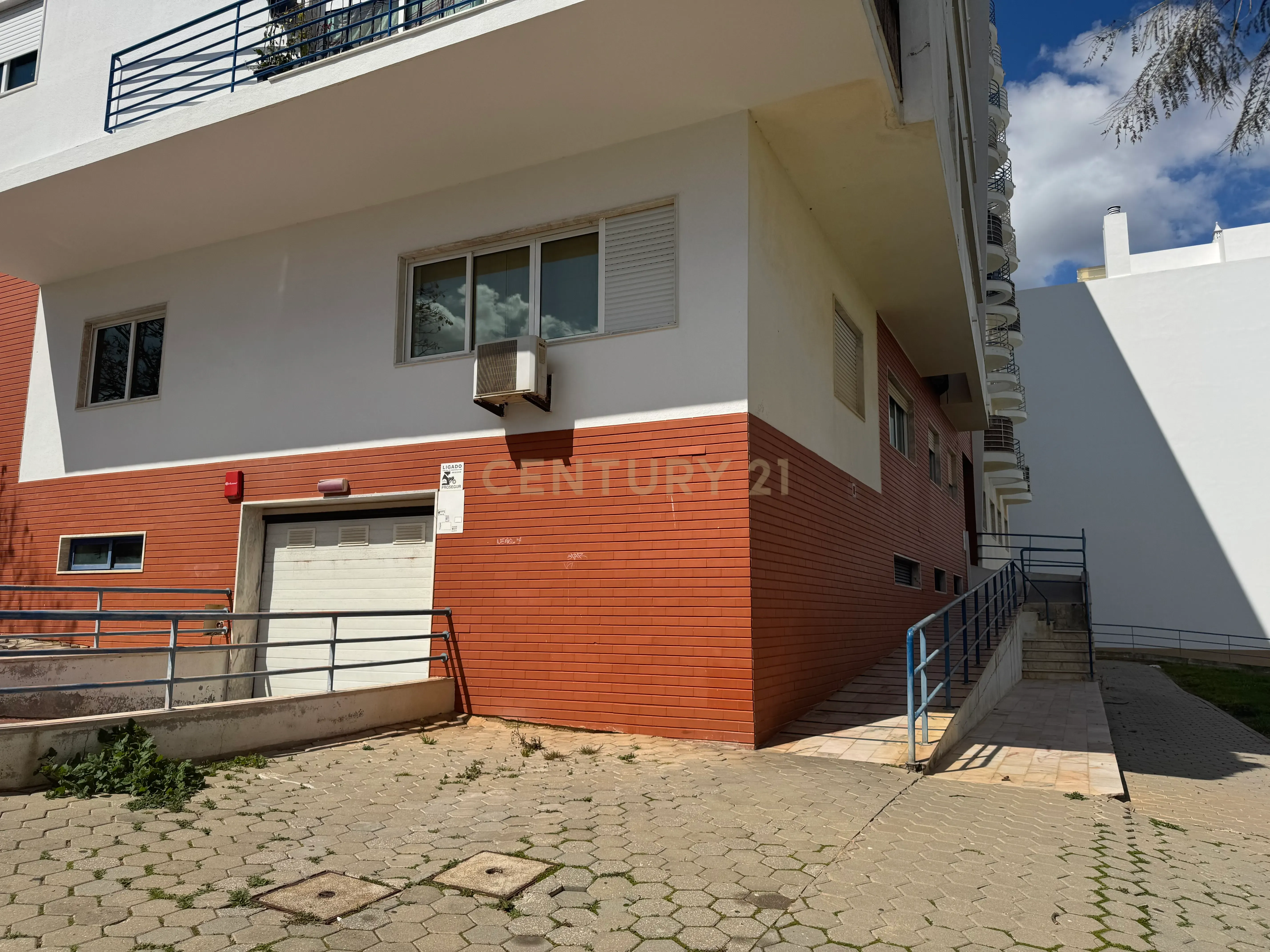 ** RESERVADO**Moderno T3 em Portimão , Próximo de todos os serviços - Image 36