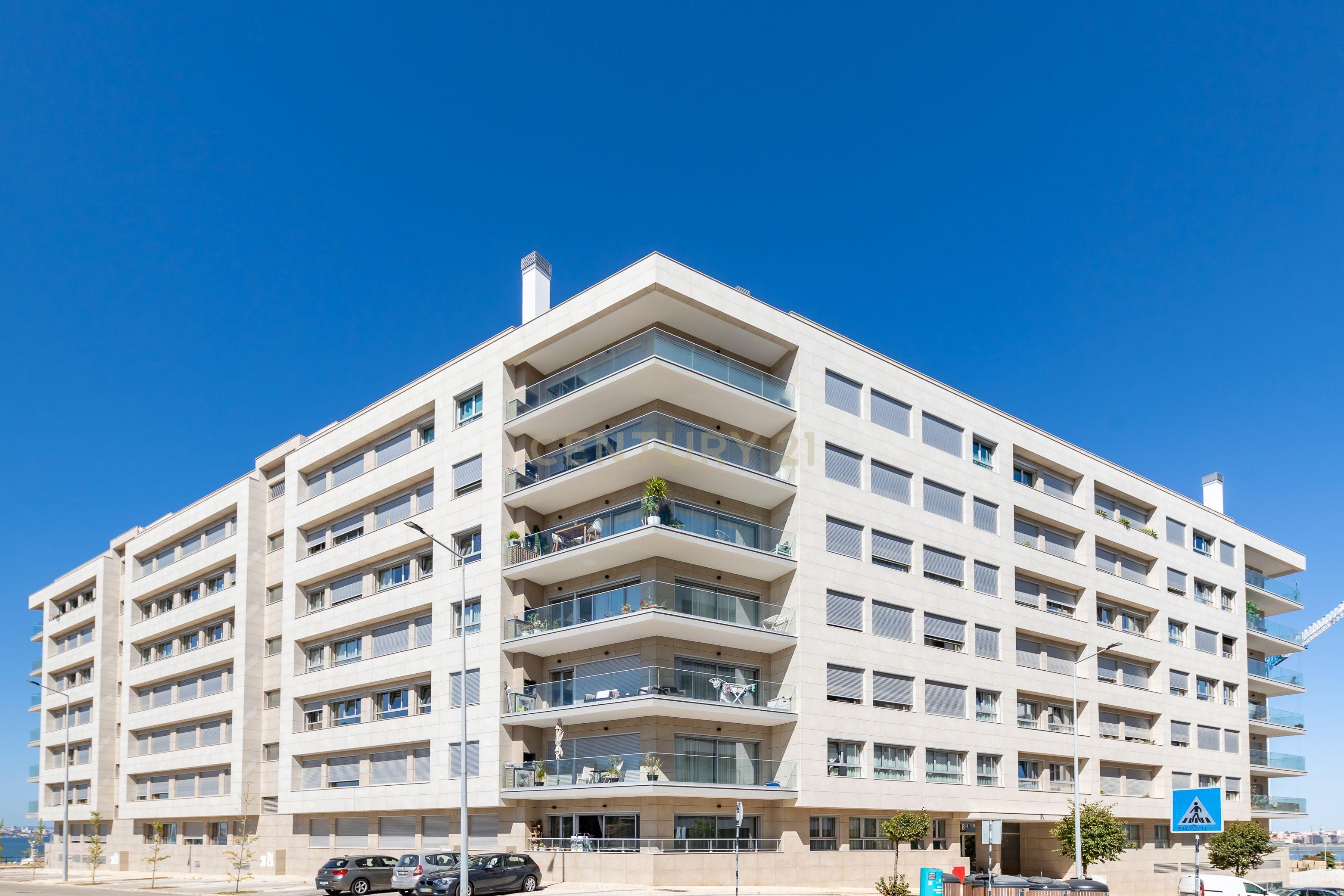 Apartamento T3 em Condomínio de Luxo - One River, Seixal - Image 61