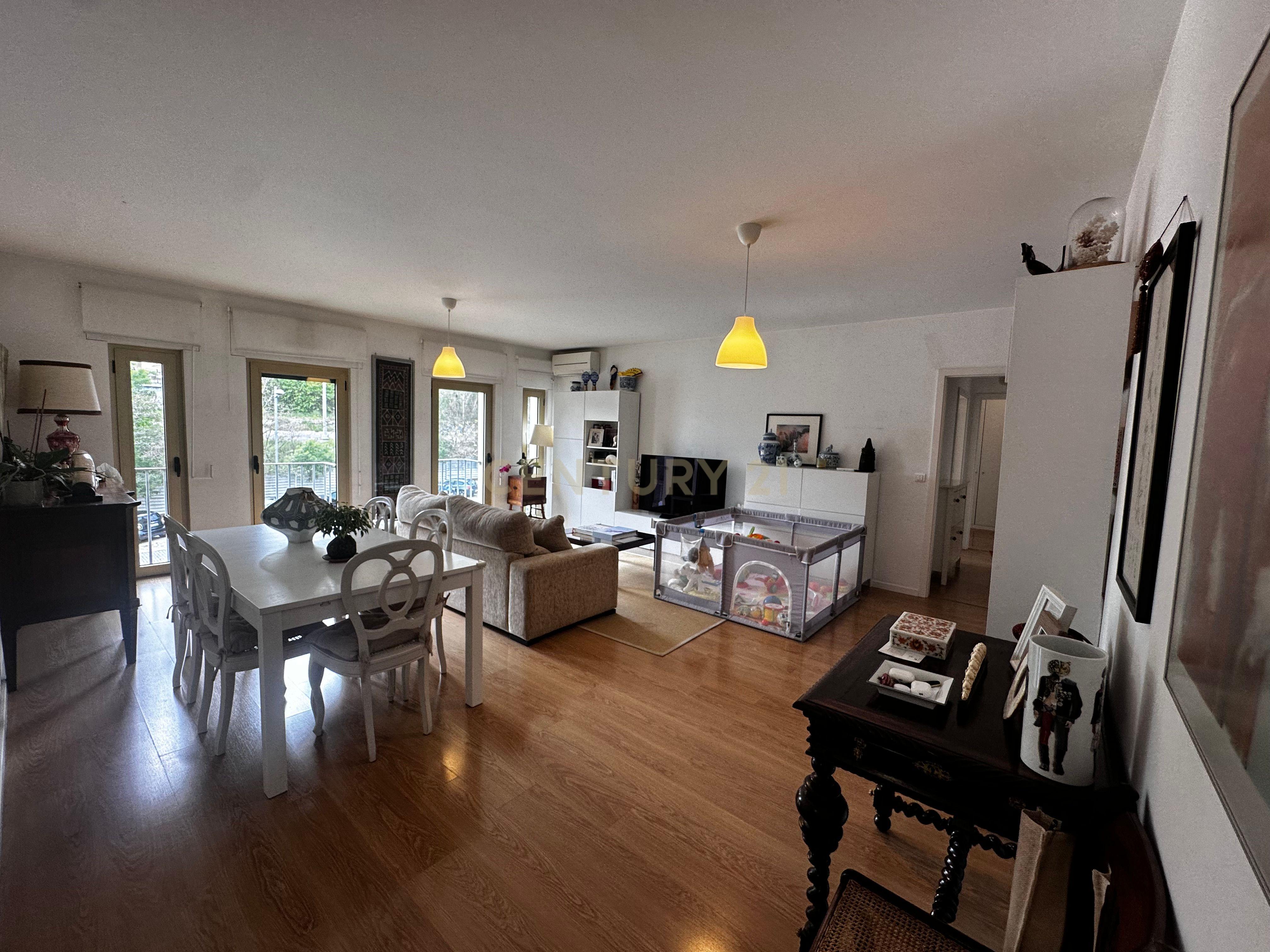 Apartamento T2 com 118m2 para venda nas Avenidas Novas com uma excelente localização proximo da estação de Entrecampos e da Cidade Universitária. - Image 6