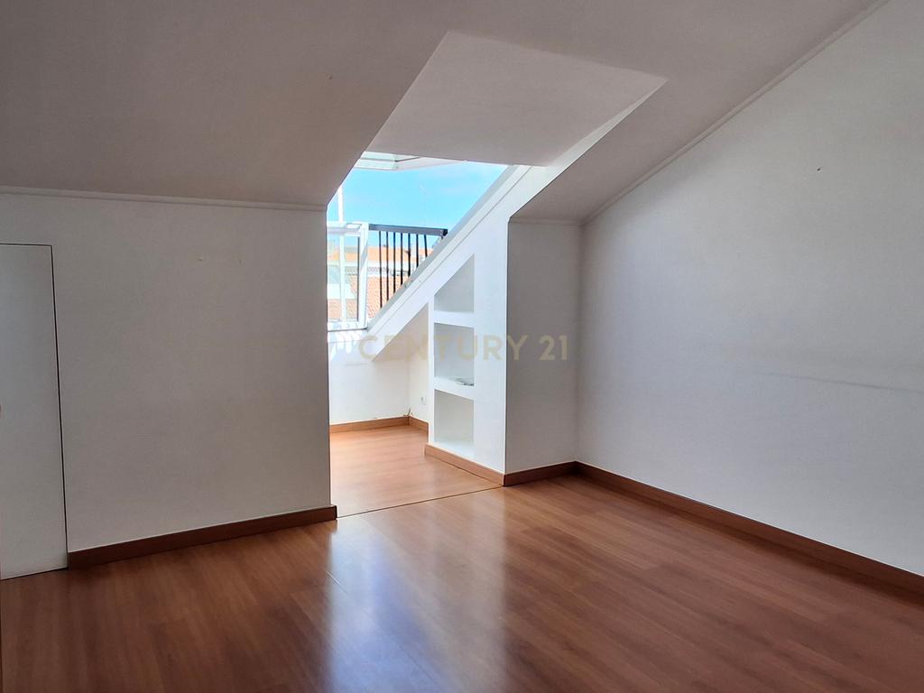 T3 Duplex na Alameda, Lisboa - Image 27