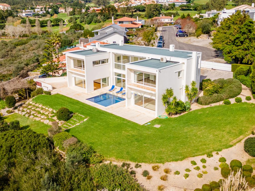Moradia T5 Vista Golfe | Belas Clube de Campo - Image 2
