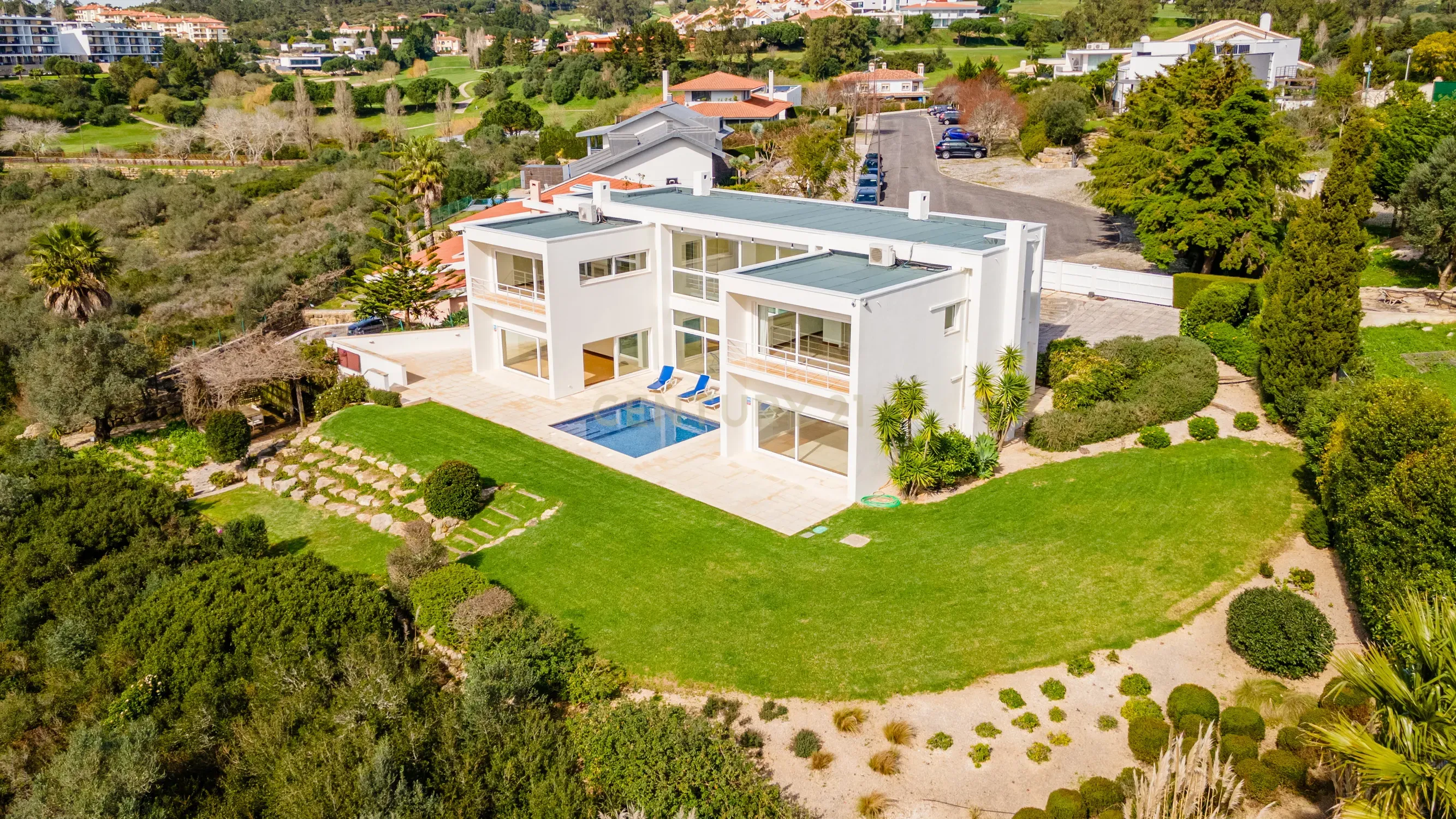 Moradia T5 Vista Golfe | Belas Clube de Campo - Image 48