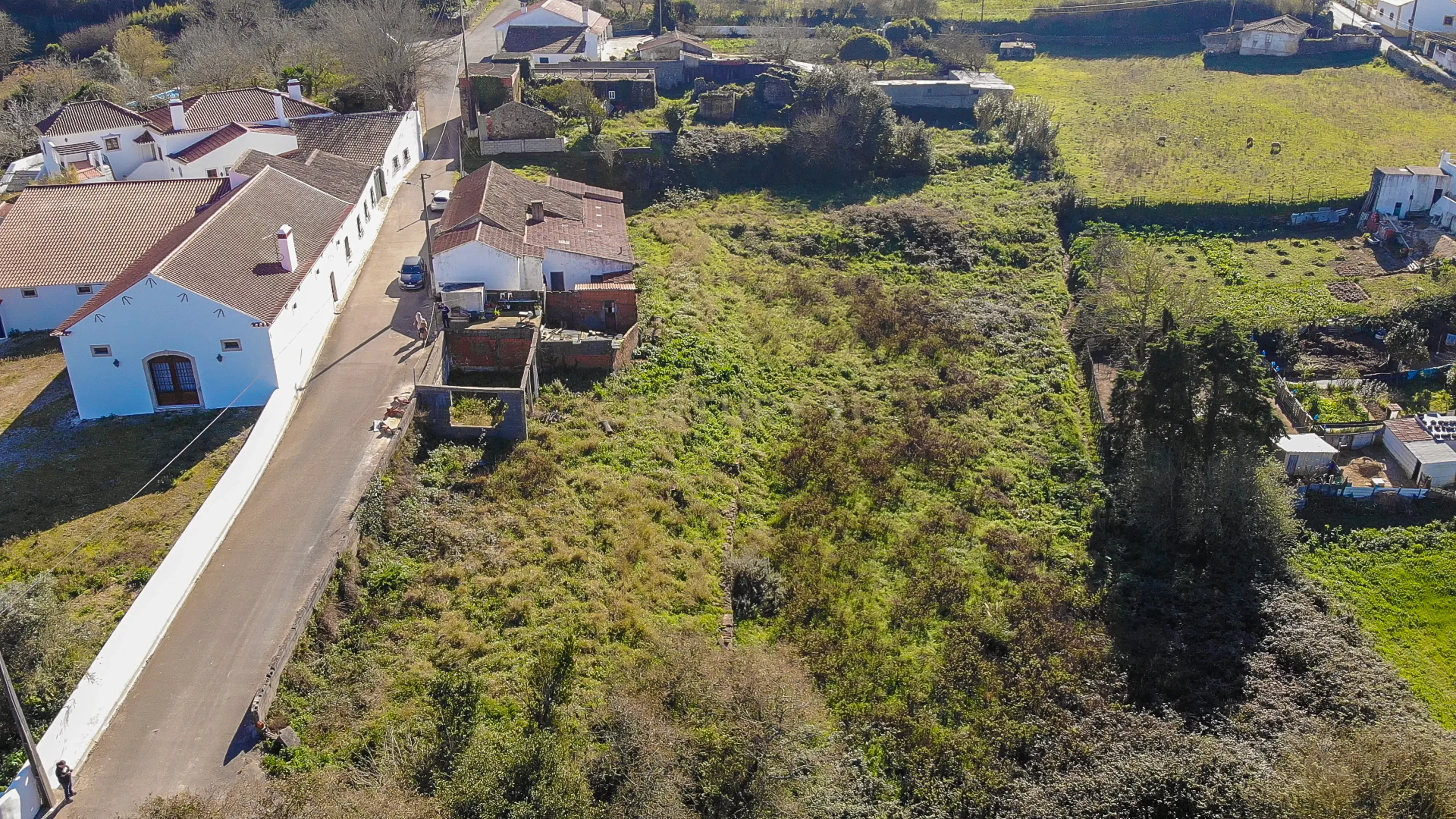 Ruina com terreno de cerca de 4000 m2, a 40 minutos de Lisboa - Image 7