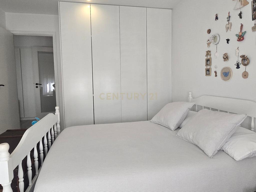 Apartamento T2 com Vista Mar em Apulia - Image 12