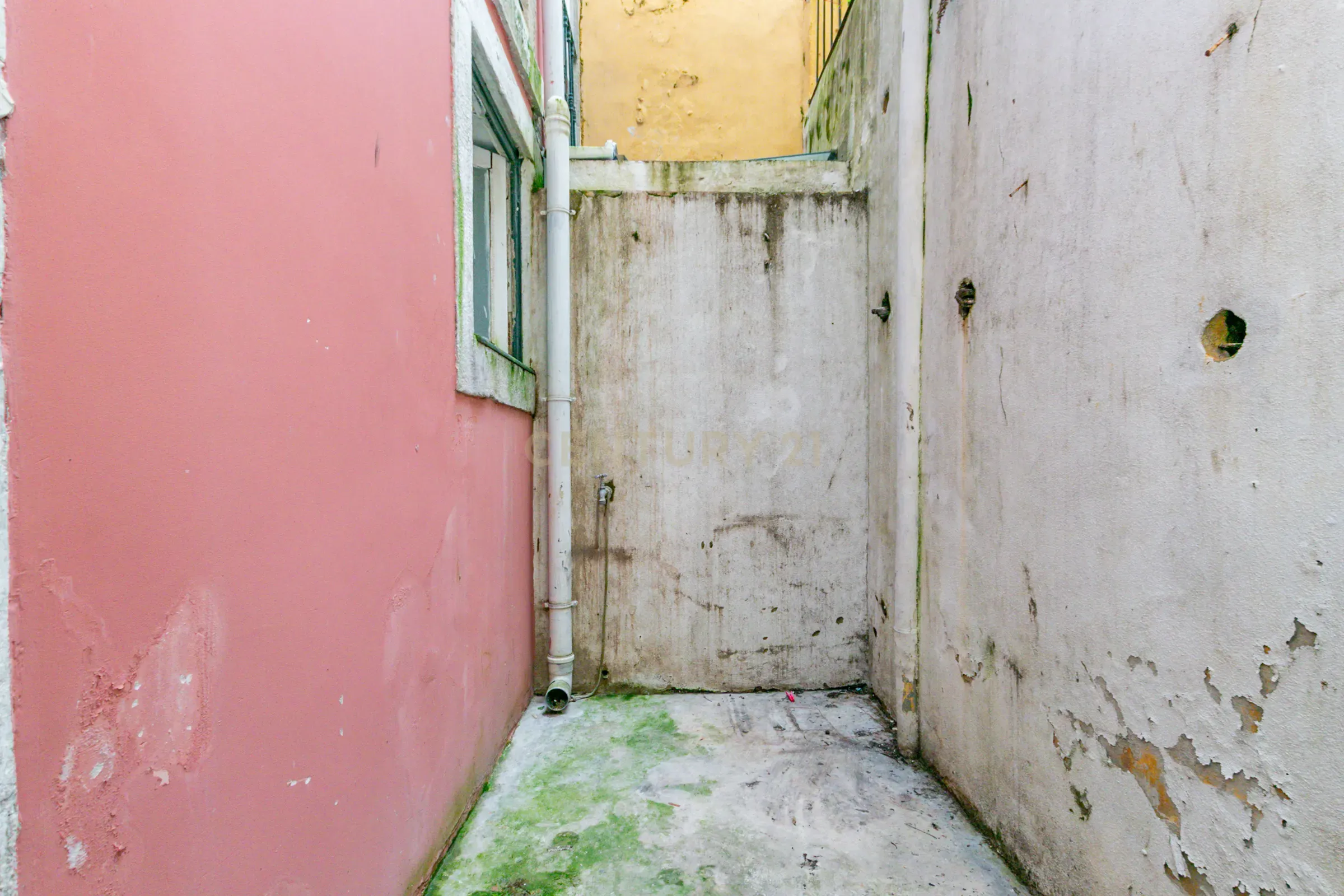 Apartamento no Coração do Príncipe Real – Lisboa - Image 22
