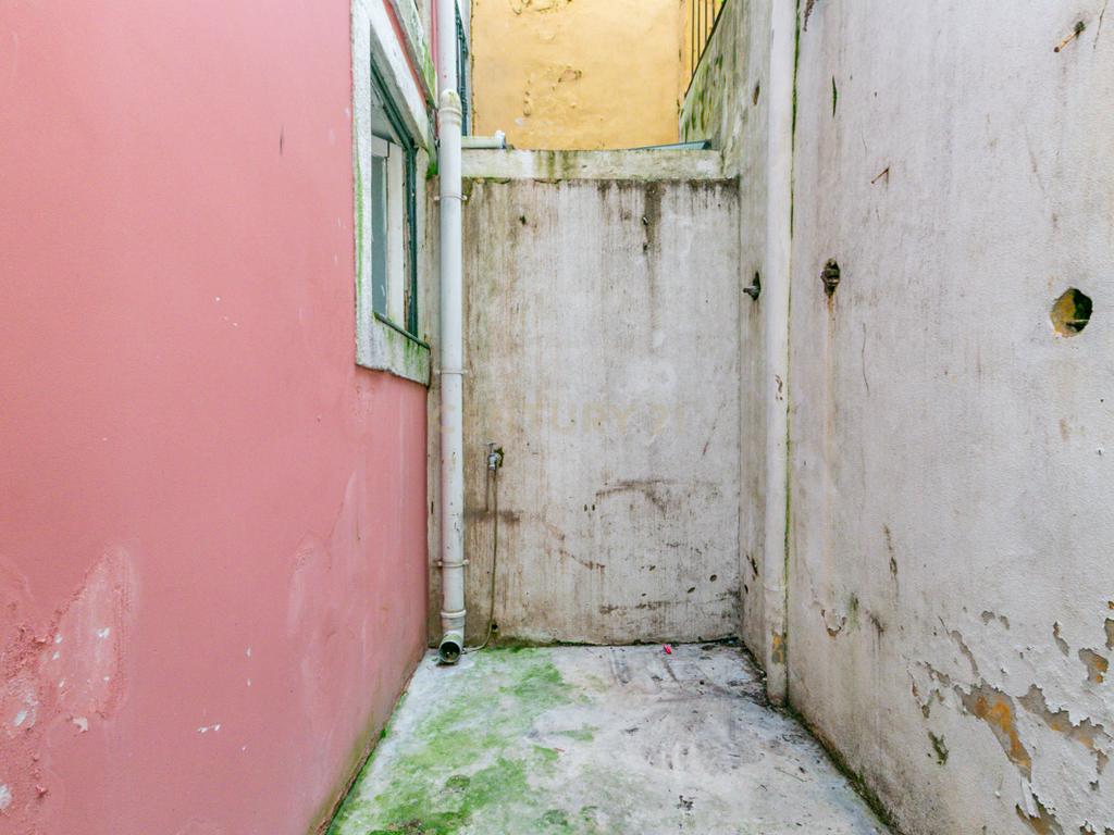 Apartamento no Coração do Príncipe Real – Lisboa - Image 22