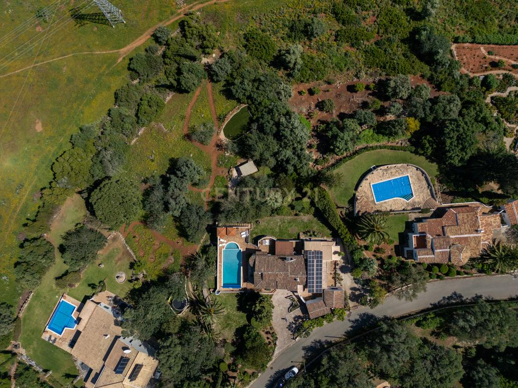 Moradia T4 inserida num lote de 4.180m², Algarve (Alvor) - Image 62