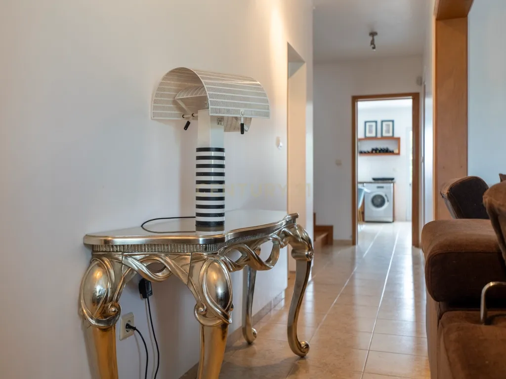 Excelente Moradia T3 com Garagem – Espaço, Luz e Acabamentos de Qualidade - Image 7