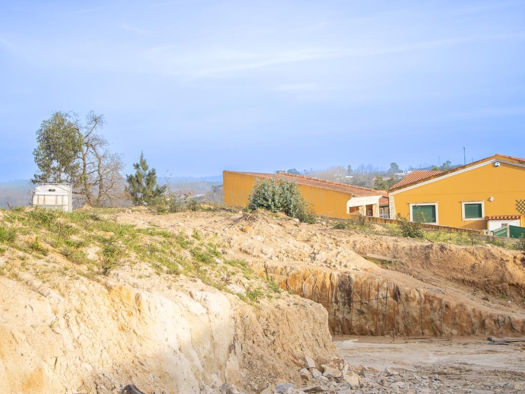 Terreno em Mata dos Milagres || Leiria - Image 2