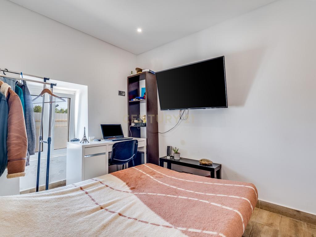 Moradia Térrea T1+1 com Terreno | Poço Frito, Alcantarilha - Image 18