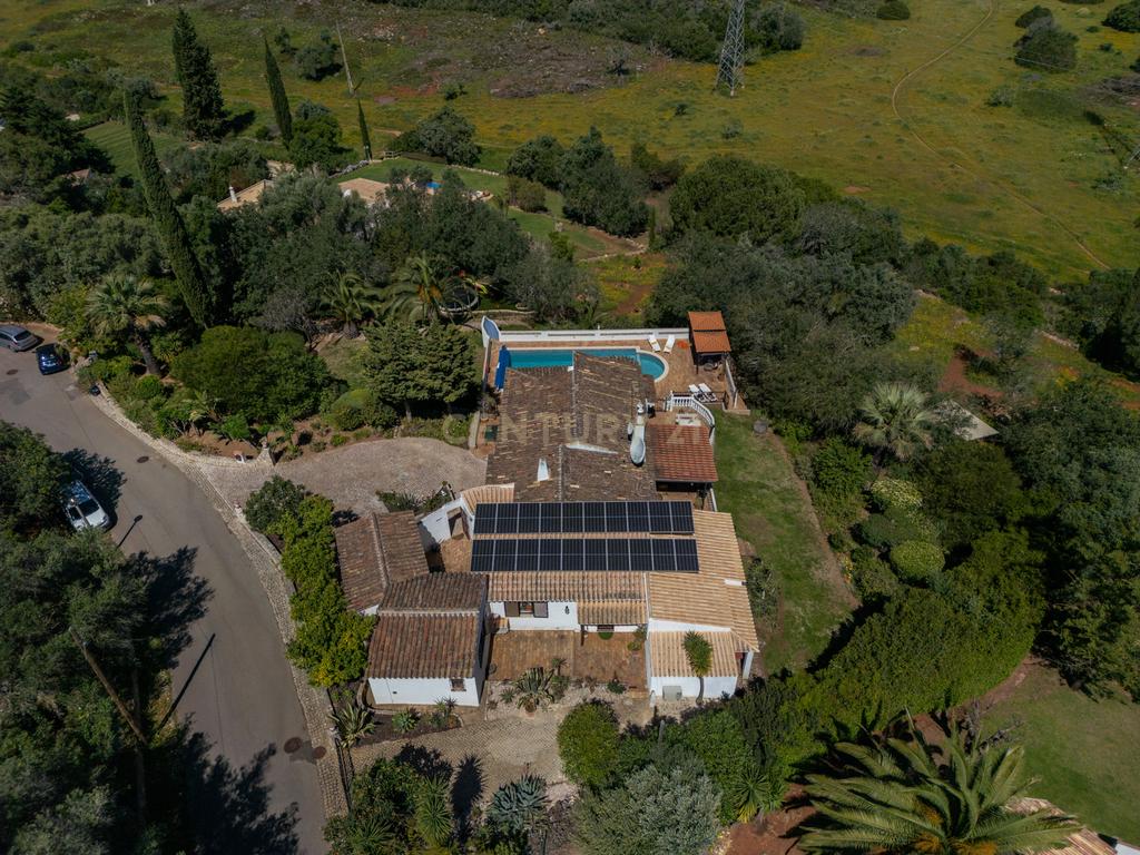 Moradia T4 inserida num lote de 4.180m², Algarve (Alvor) - Image 73