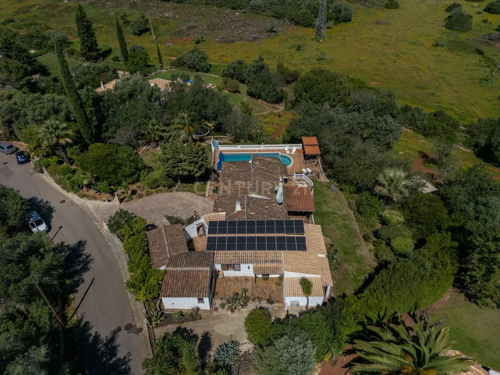 Moradia T4 inserida num lote de 4.180m², Algarve (Alvor) - Image 73
