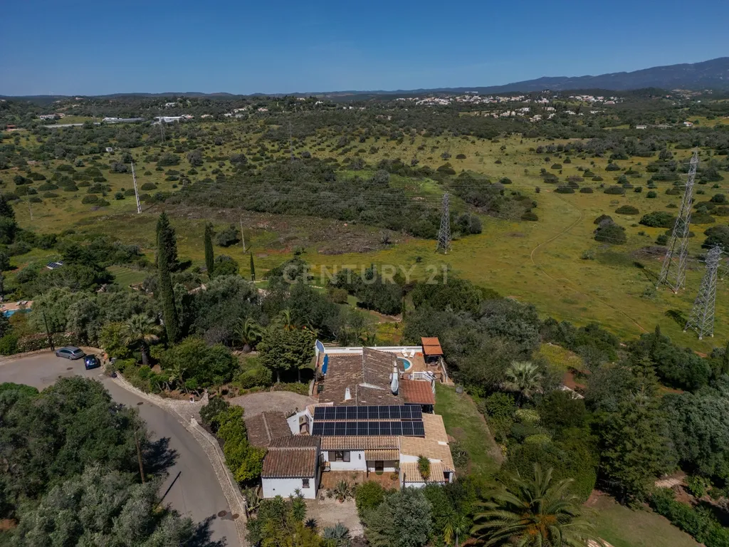 Moradia T4 inserida num lote de 4.180m², Algarve (Alvor) - Image 74