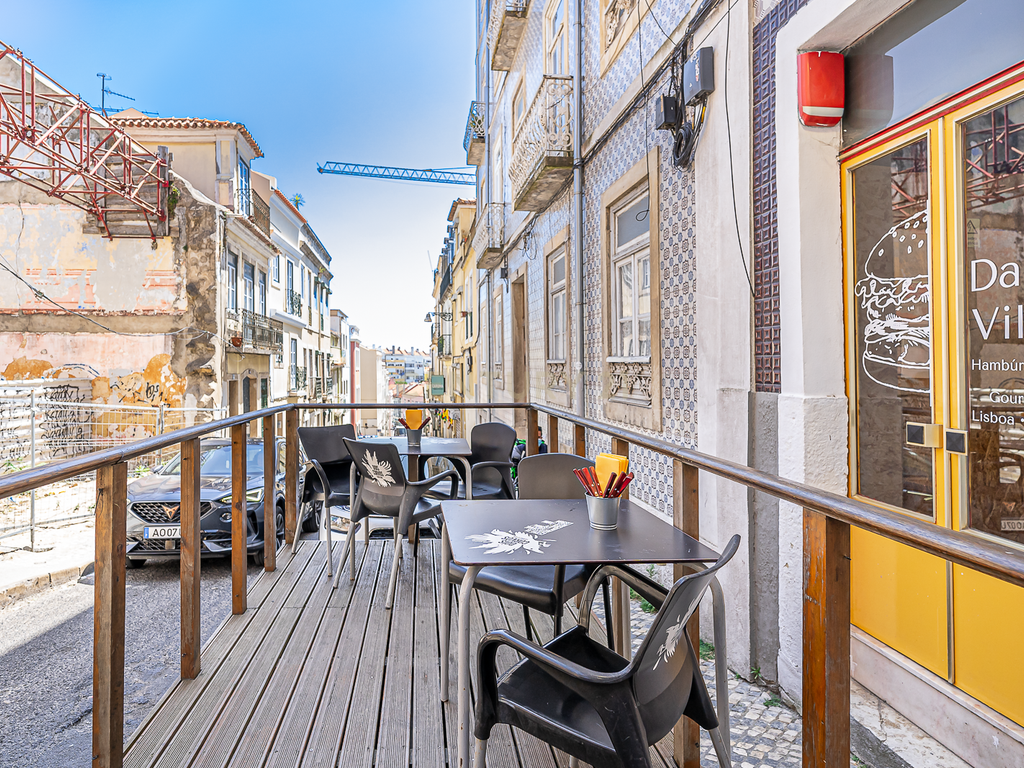 Trespasse Restaurante "Da Vila - Hambúrgueres Gourmet" - Bairro da Graça, Lisboa - Image 2