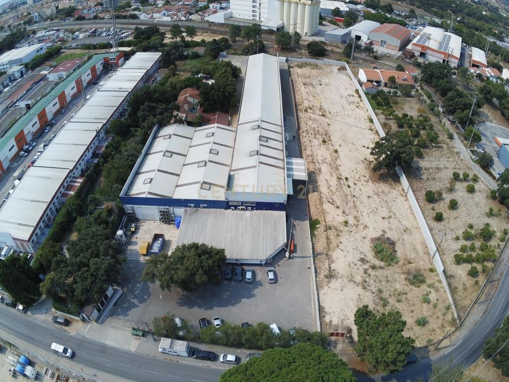 Terreno Industrial com Elevado Potencial de construção – Vale de Mulatas, Setúbal - Image 6