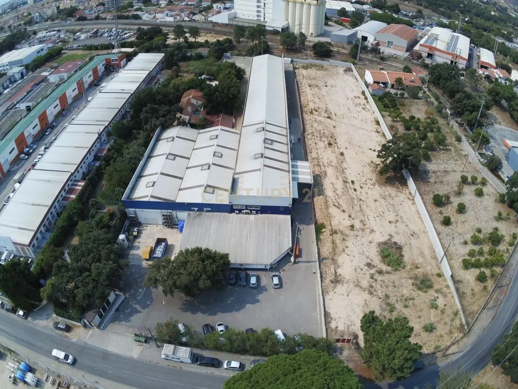 Terreno Industrial com Elevado Potencial de construção – Vale de Mulatas, Setúbal - Image 6