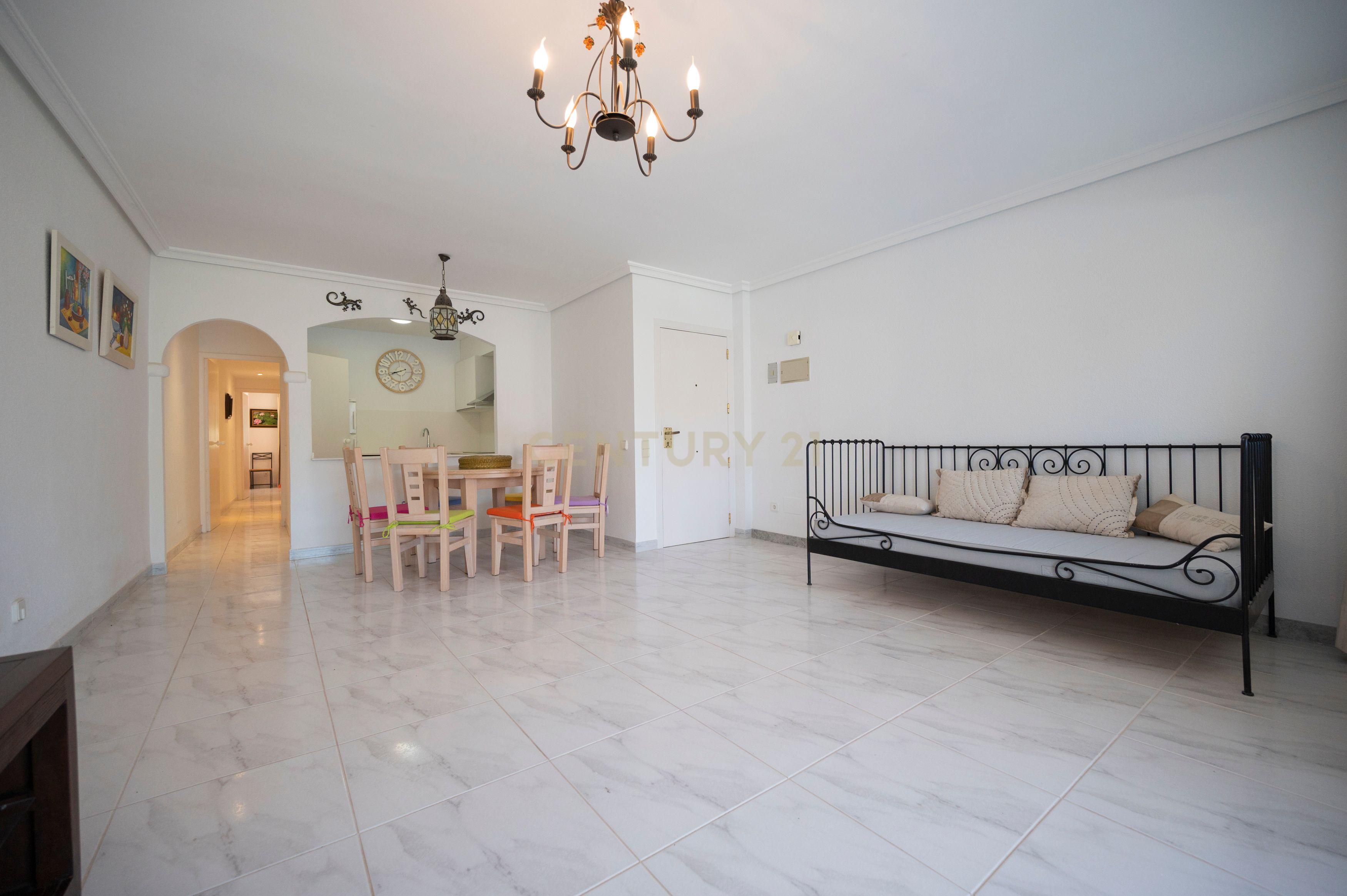 Acolhedor Apartamento na Urbanização Turmalina, Santa Eulalia – Ibiza - Image 7